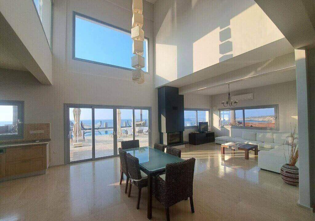 Tatlisu Delux Frontline Palm Villa – North Cyprus Property J38