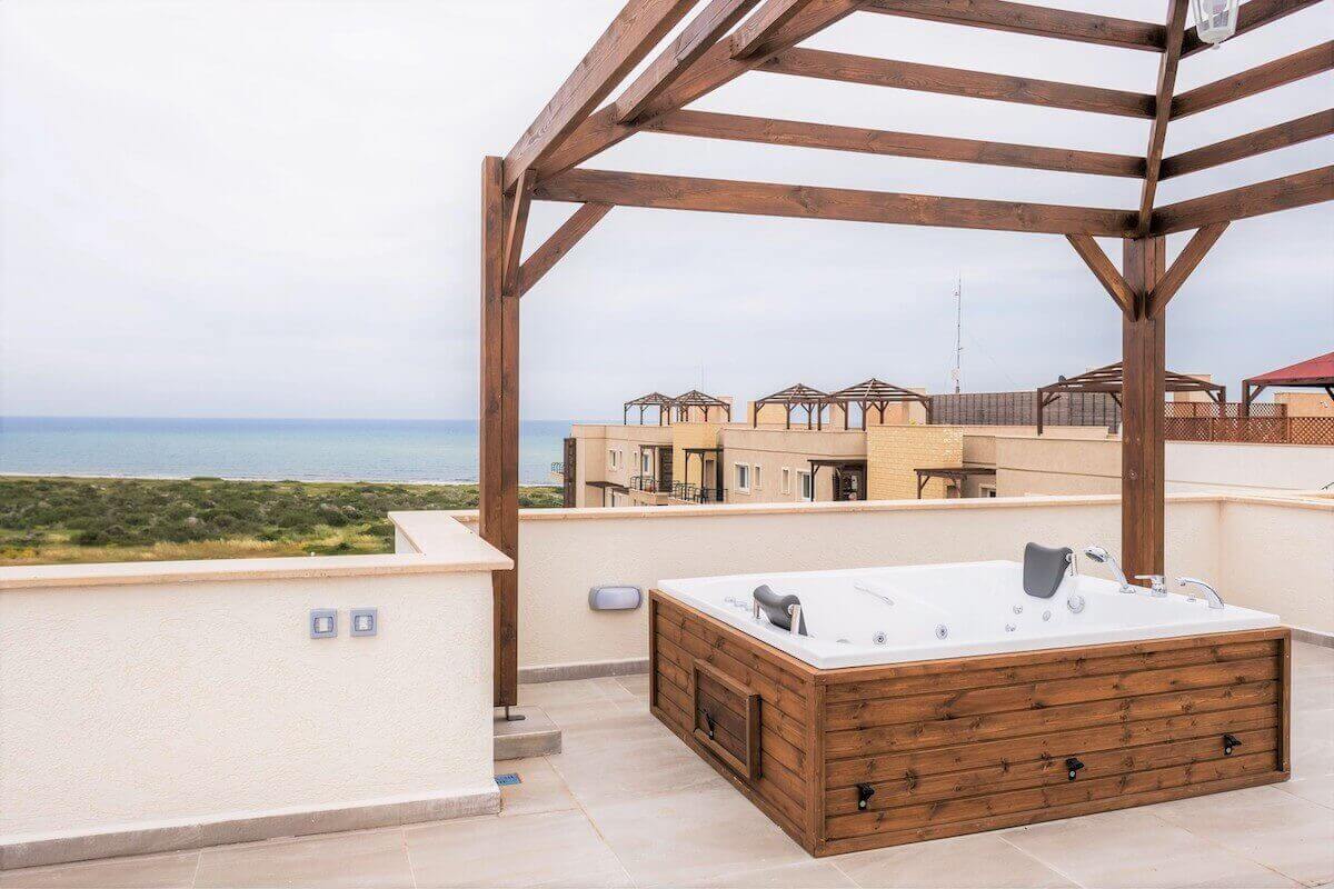 Bafra Beachfront Penthouse 2 Bed - North Cyprus Property 22JAN5