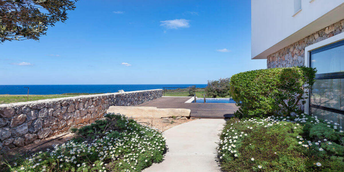 Bahceli Coast Luxury Seaview Villas - North Cyprus Property 17