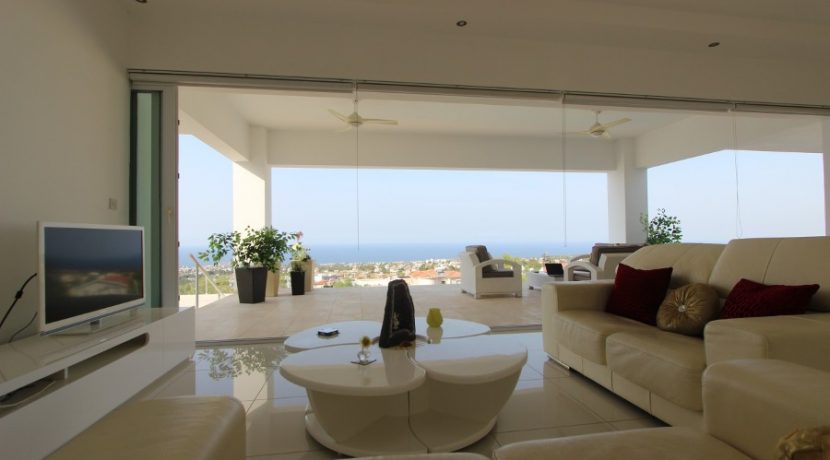 Catalkoy Heights Luxury Ultra-Modern Villa 6 Bed IN4 - North Cyprus Properties