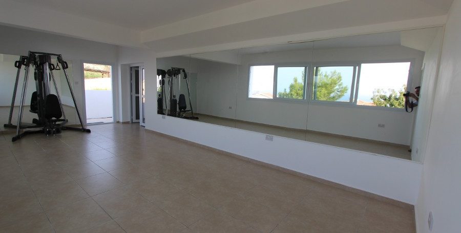Catalkoy Heights Luxury Ultra-Modern Villa 6 Bed IN48 - North Cyprus Properties