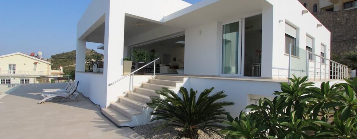 Catalkoy Heights Luxury Ultra-Modern Villa 6 Bed - North Cyprus Properties x2