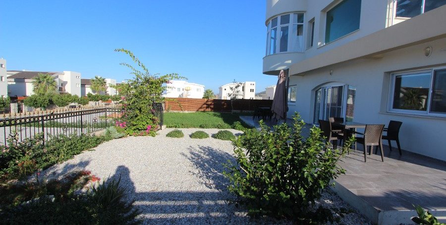Tatlisu Beachfront 5 Bed Dream Villa EX13 - North Cyprus Properties