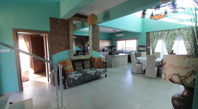 Tatlisu Beachfront 5 Bed Dream Villa IN11 - North Cyprus Properties