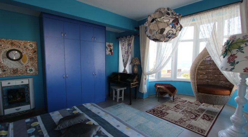 Tatlisu Beachfront 5 Bed Dream Villa IN35 - North Cyprus Properties