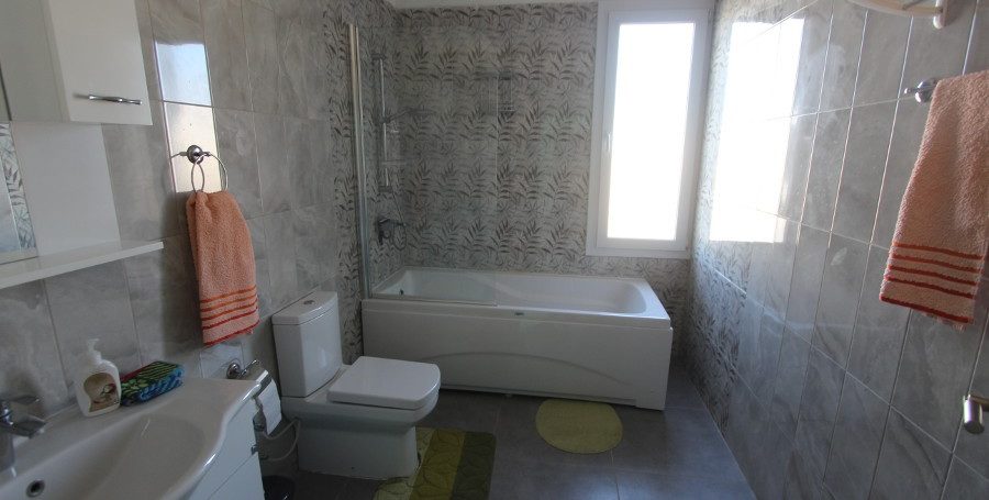 Tatlisu Beachfront 5 Bed Dream Villa IN38 - North Cyprus Properties