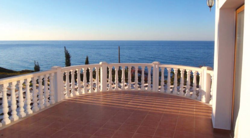 Elegant Seafront Palms Villa in Bahceli 3 Bed - North Cyprus Property A1