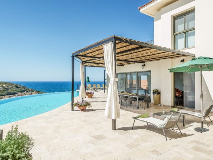 Esentepe Beachfront 500m2 7 Bed Golf Villa - North Cyprus Property 1
