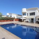 Tatlisu Seafront Luxury Villa 4 Bed - North Cyprus Property 20