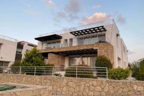 Tatlisu Beachfront Penthouse 3 Bed - North Cyprus Property 2