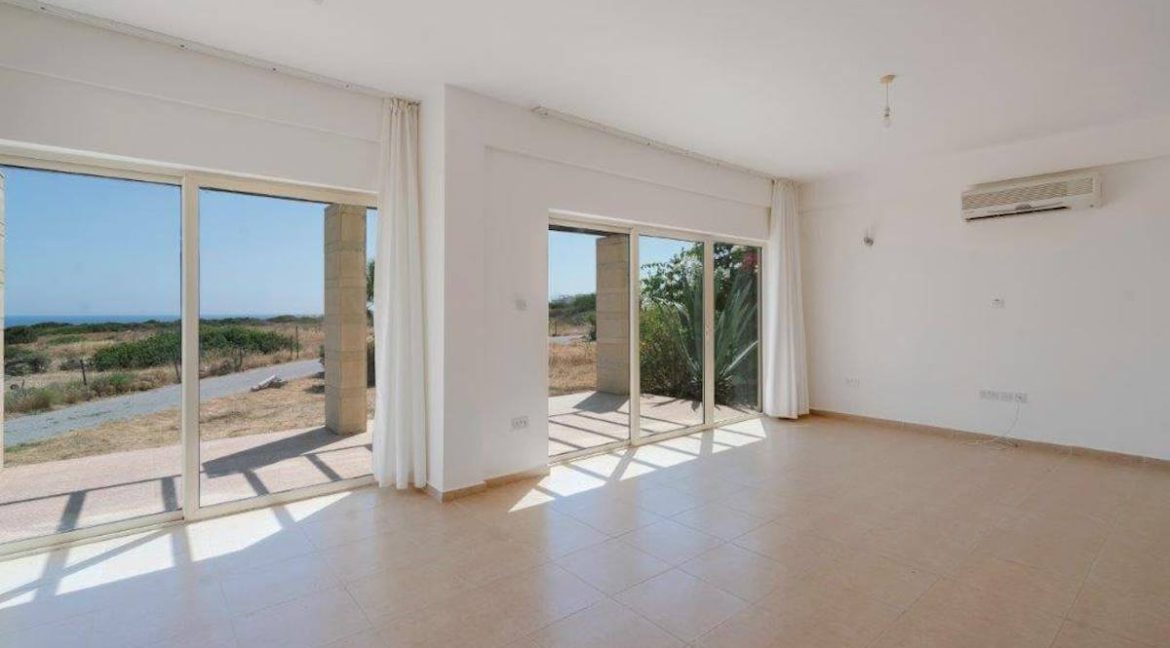 Turtle Beach And Golf Frontline Seaview Apt 3 Bed - North Cyprus Property 2