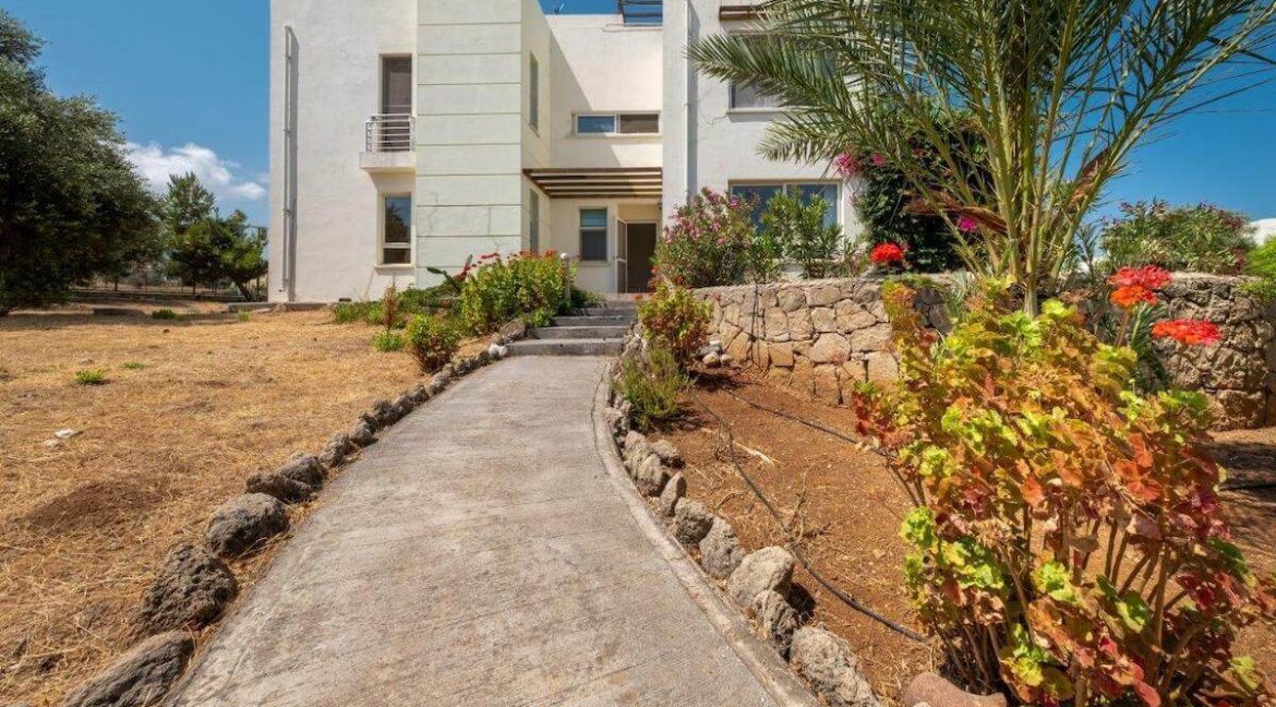 Turtle Beach & Golf Apartment 2 Bed - North Cyprus Property 2