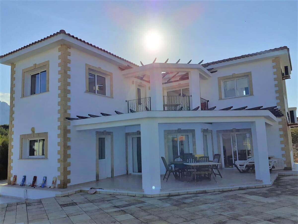 Karsiyaka Sea View Villa 3 Bed - North Cyprus Property Z5