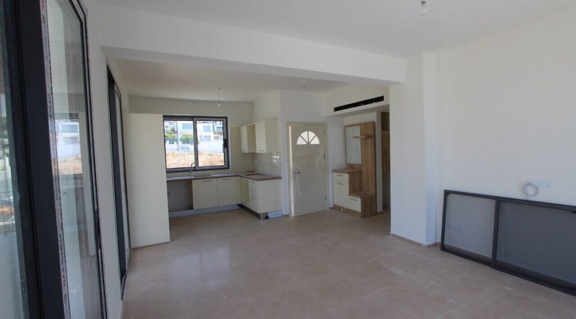 Alsancak Hillside Groundfloor Apartment 2 Bed - North Cyprus Property 8