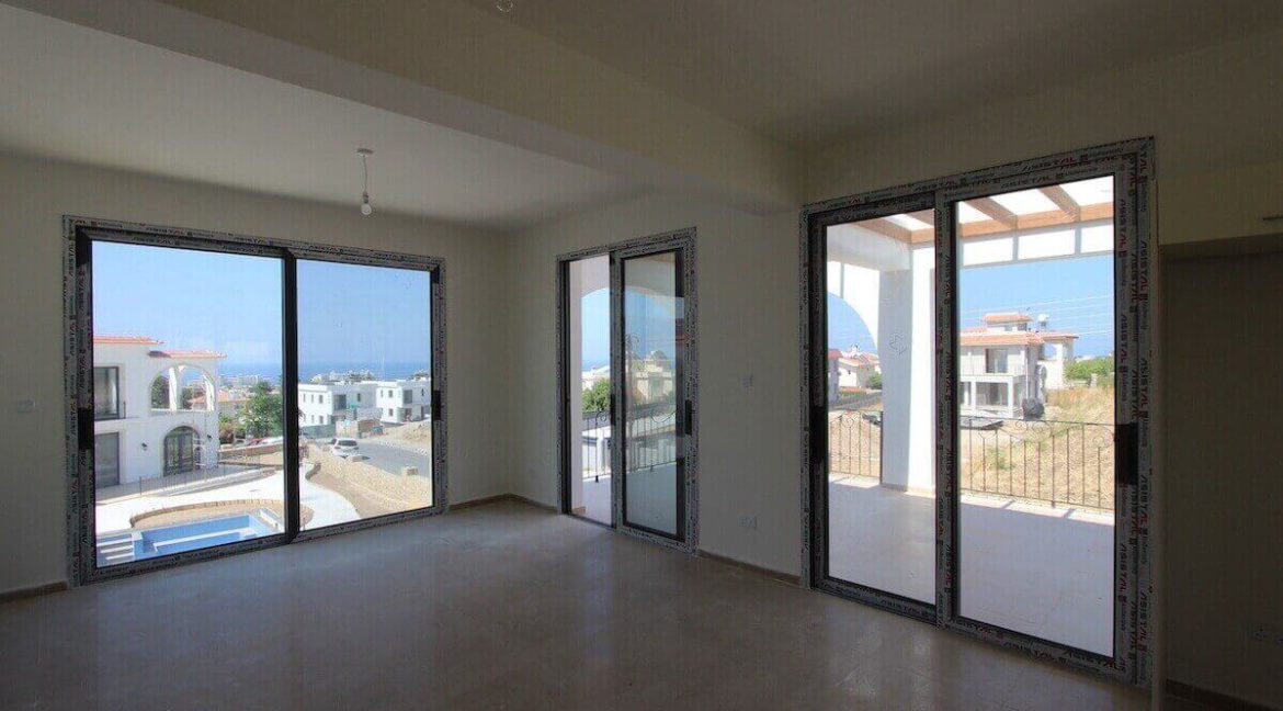 Alsancak Hillside Penthouse 2 Bed - North Cyprus Property 9