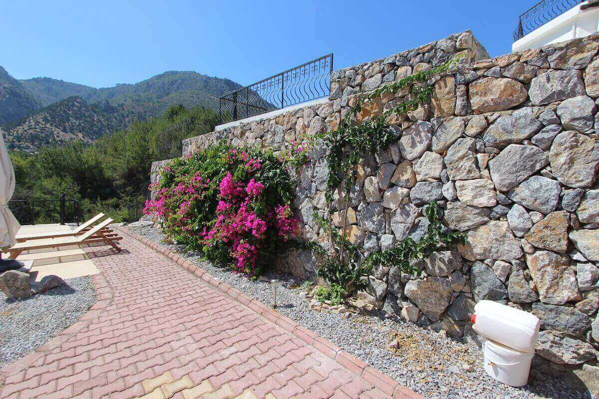 Malatya Seaview Mountainside Villa 4 Bed - North Cyprus Property 1