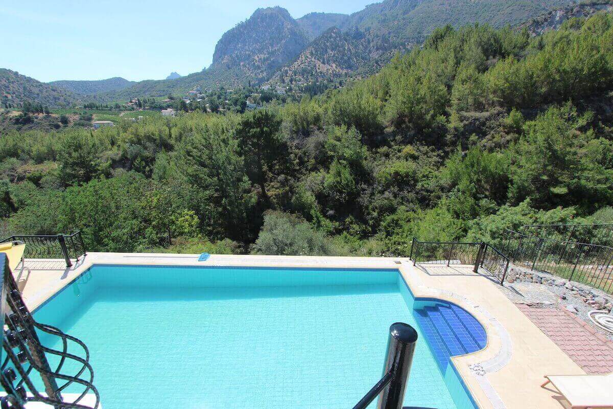 Malatya Seaview Mountainside Villa 4 Bed - North Cyprus Property 32