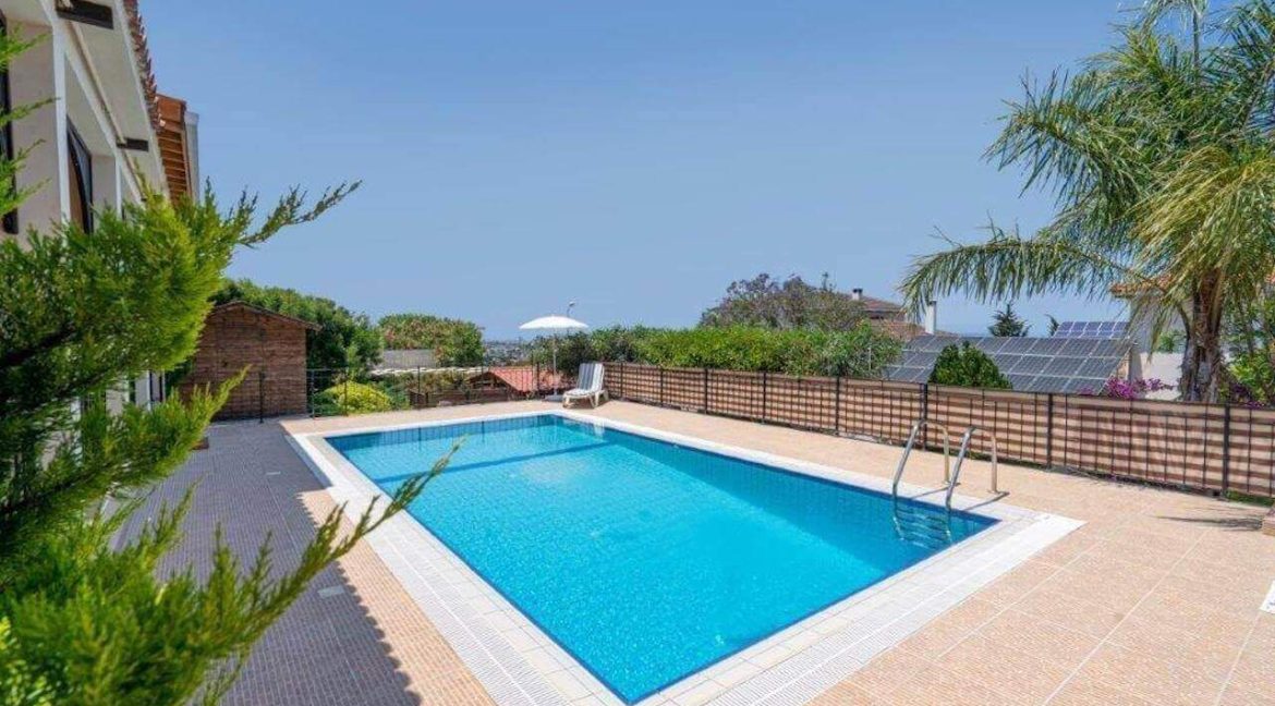 Bellapais View Turkish Title Panorama Villa 4 Bed - North Cyprus Property 21