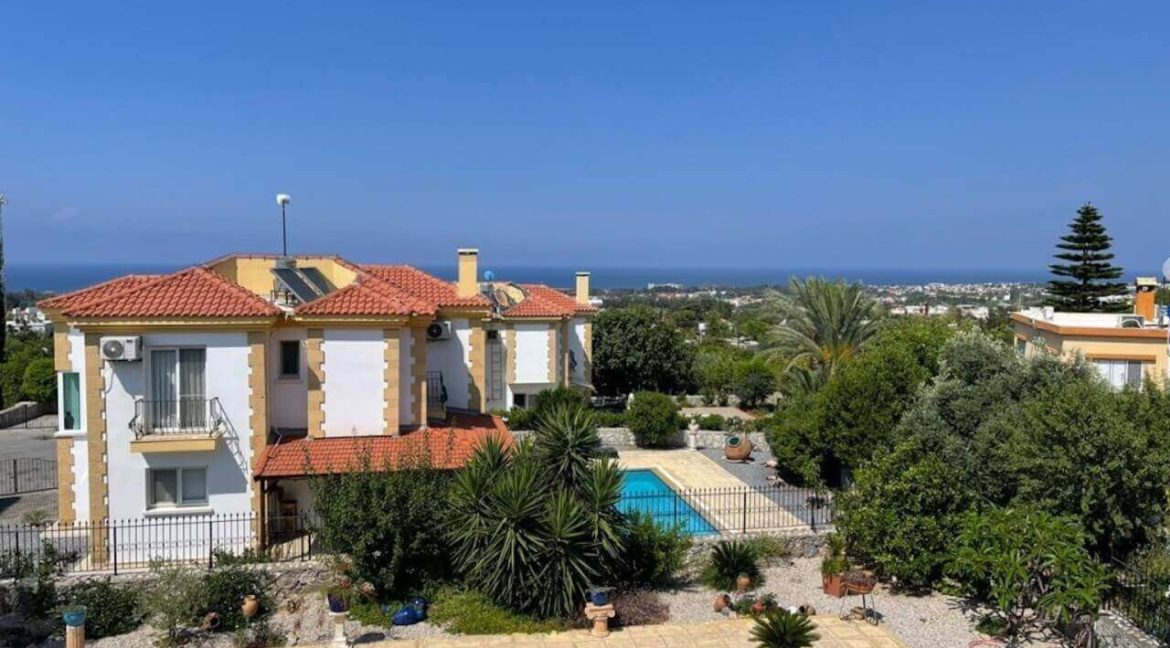 Karsiyaka Sea & Mountain View Villa 3 Bed - North Cyprus Property 23