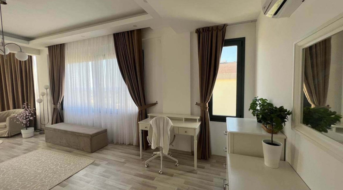 Tatlisu Bay Modern Seaview Villa 4 Bed - North Cyprus Property 10