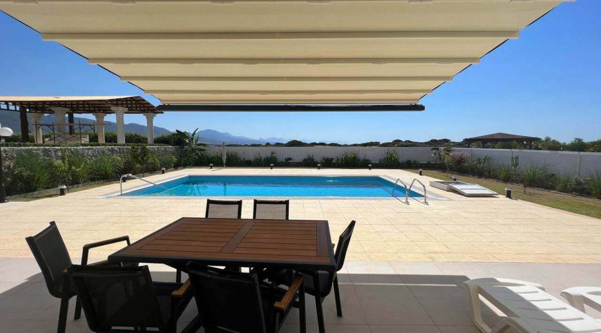 Tatlisu Bay Modern Seaview Villa 4 Bed - North Cyprus Property 3