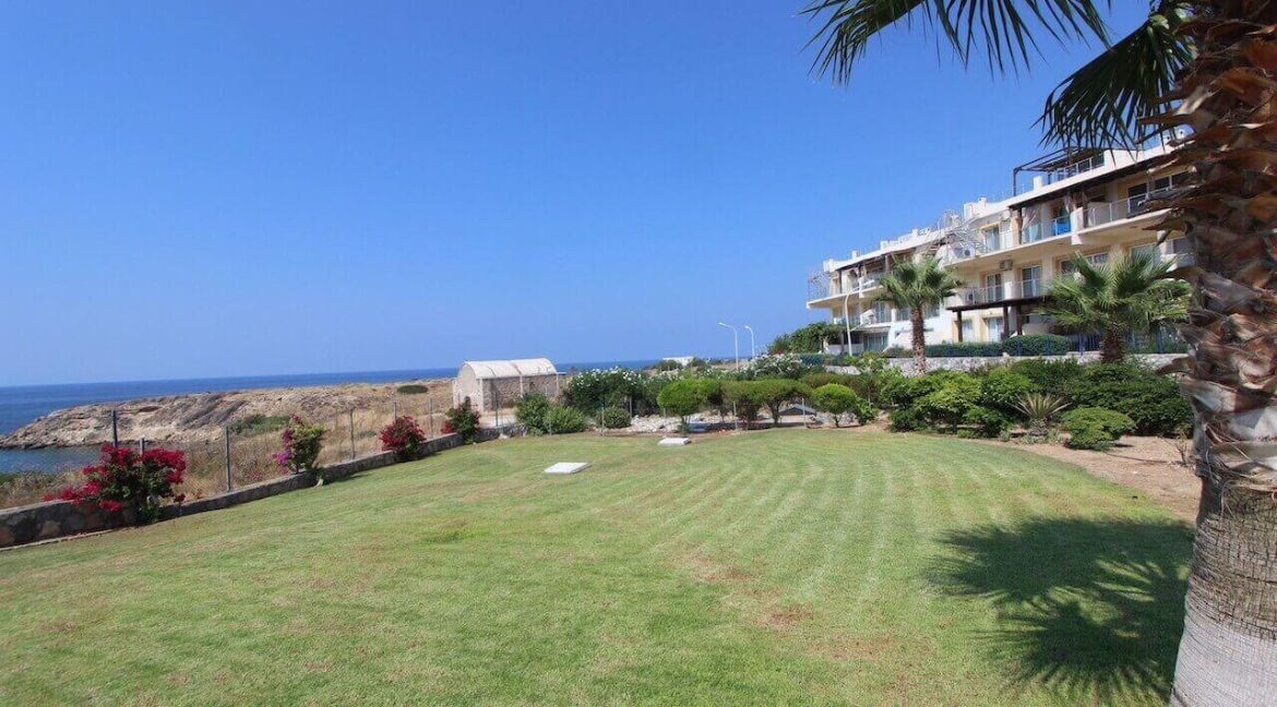 Tatlisu Marina Frontline Seaview Apartment 2 Bed - North Cyprus Property 5