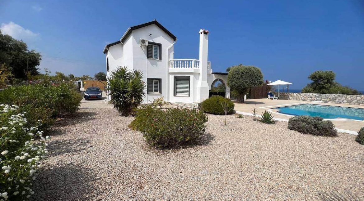 Esentepe Coast Luxury Seaview Golf Villa 4 Bed - North Cyprus Property 4