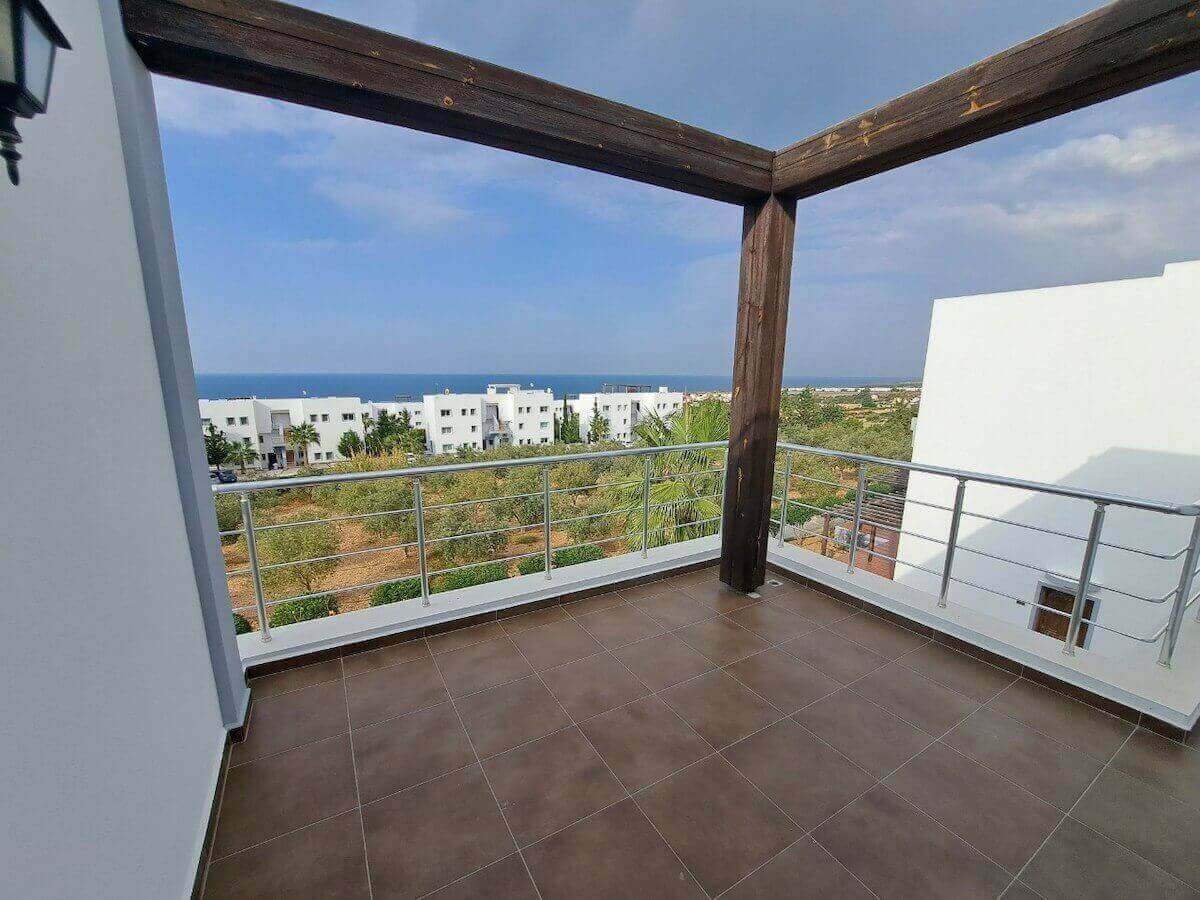 Bahceli Luxury Seaview Penthouse 2 Bed - North Cyprus Property 11