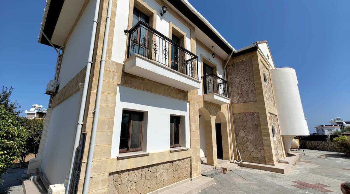 Traditional Lapta Residence 5 Bed - North Cyprus Property 30