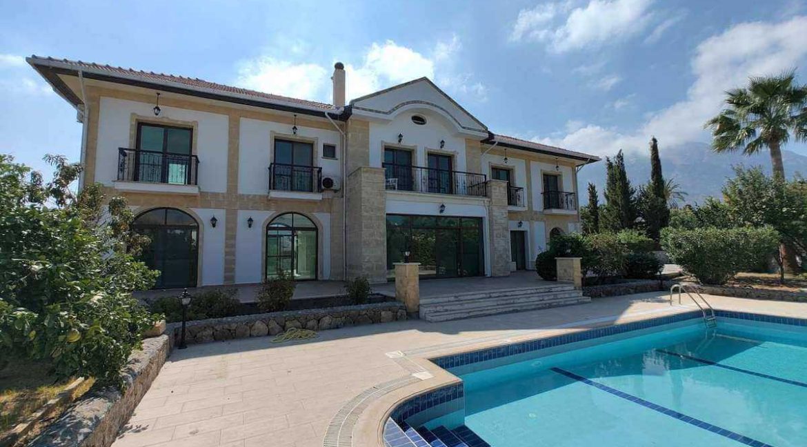 Traditional Lapta Residence 5 Bed - North Cyprus Property 32