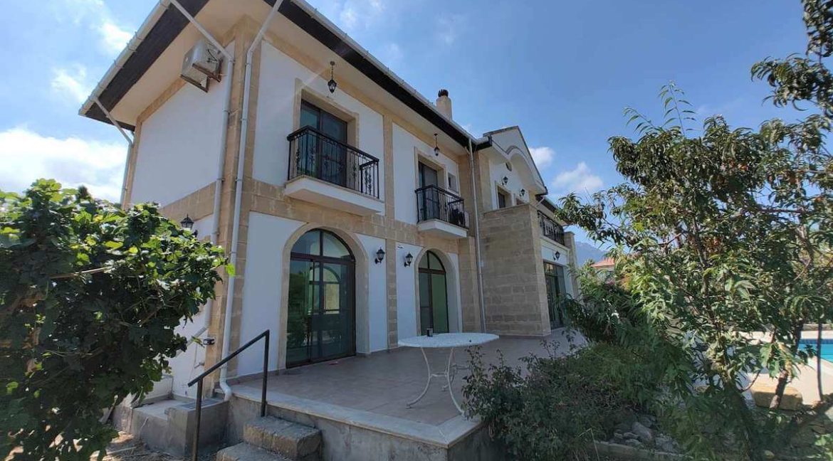 Traditional Lapta Residence 5 Bed - North Cyprus Property 41