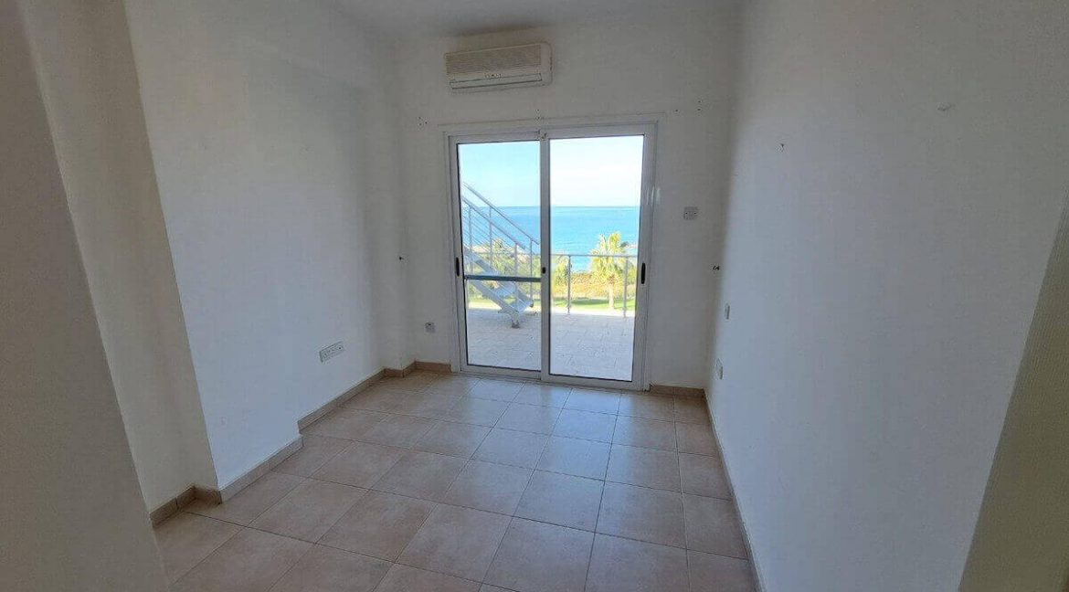 Tatlisu Marina Frontline Seaview Penthouse 2 Bed - North Cyprus Property 6