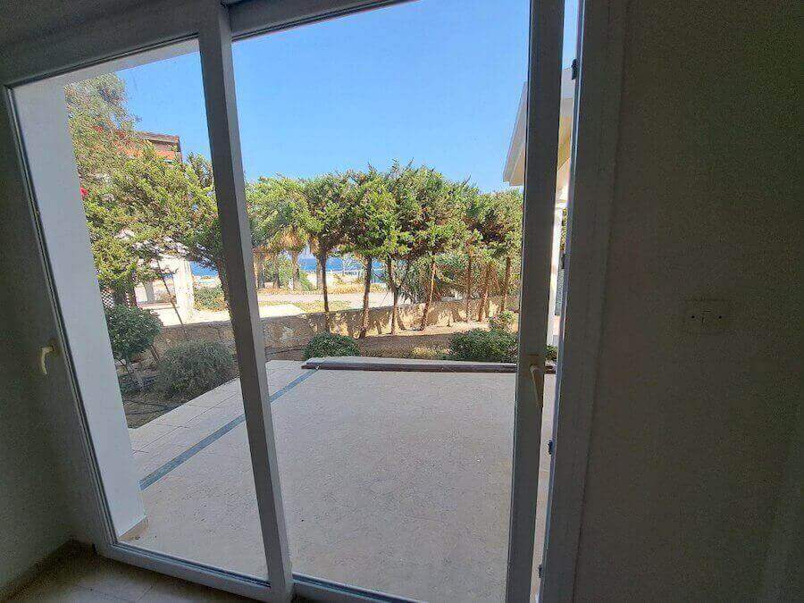 Karsiyaka Luxury Beach Villa - North Cyprus Property 28