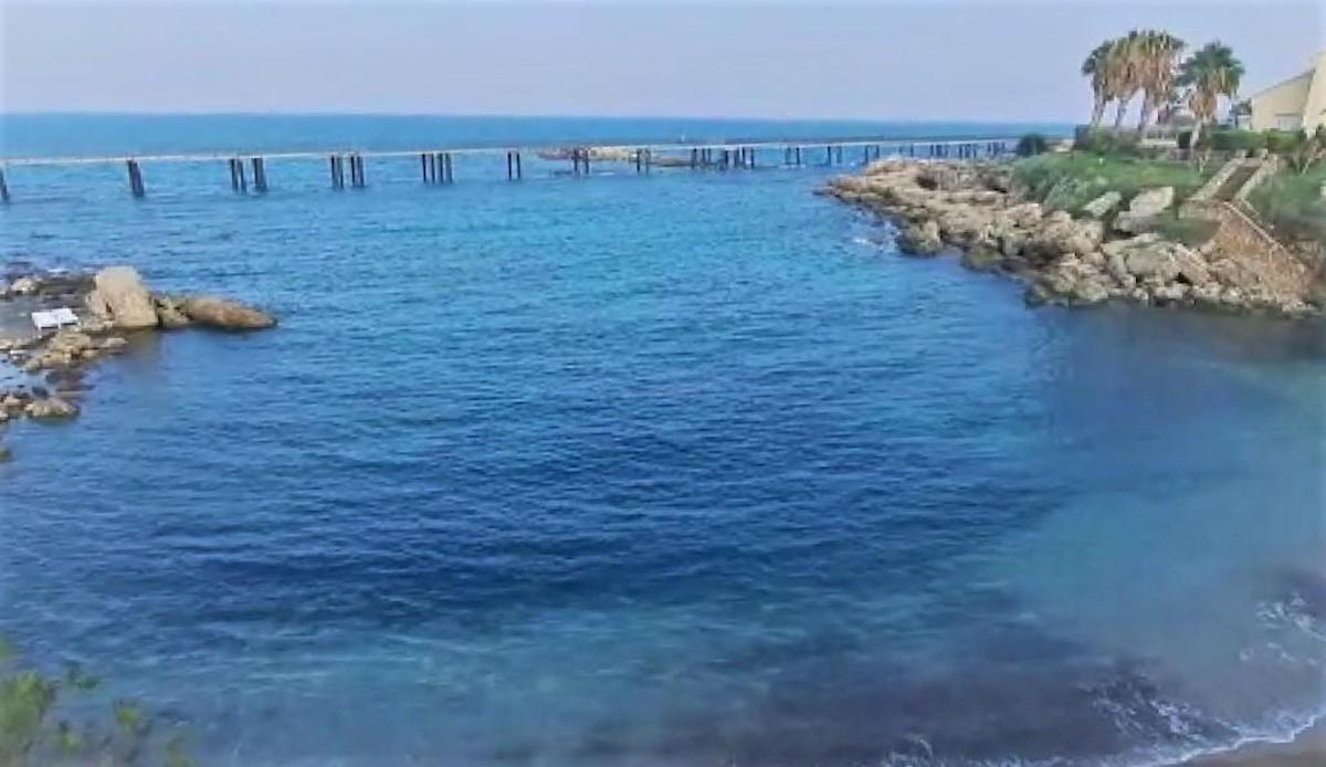 Lapta Luxury Beach Villa - North Cyprus Property 45