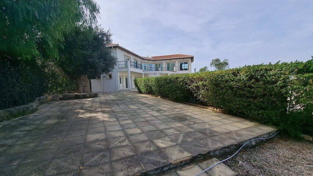 Edremit Panorama Sea View Villa 4 Bed - North Cyprus Property 23