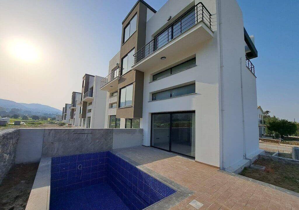 Karsiyaka Beach Walk Duplex Apartment 2 Bed - North Cyprus Property 11
