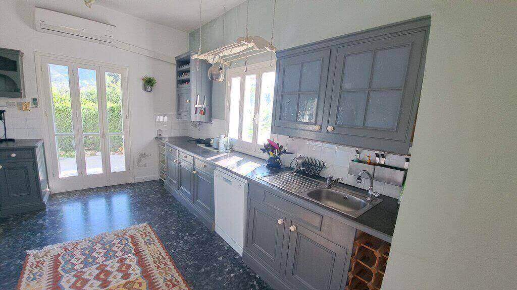 Catalkoy Village Traditional Villa 6 Bed - North Cyprus Property 29