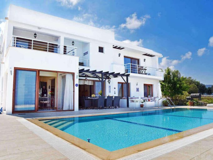 Karaagac Ultra-Modern Luxury Seaview Villa 4 Bed