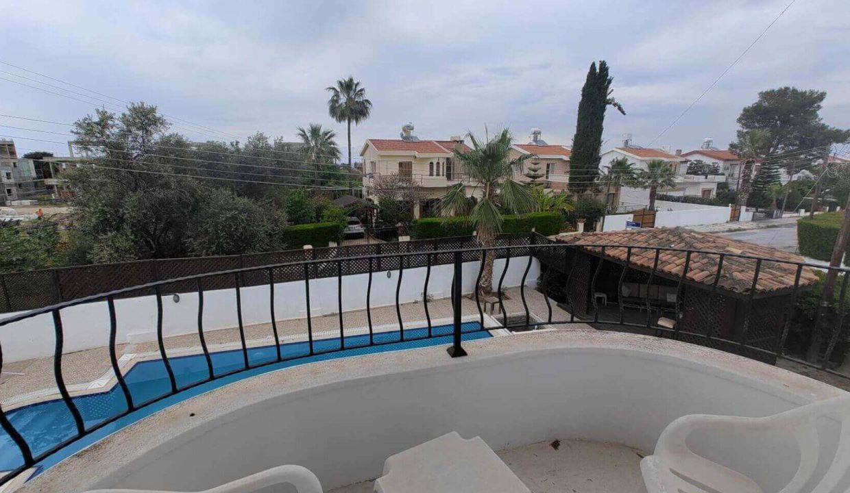 West Side Turkish Title Villa 4 Bed - North Cyprus Property 10