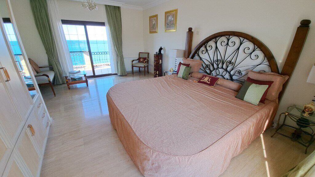 Esentepe Coast Frontline _uxury Villa 4 Bed - North Cyprus Property 40