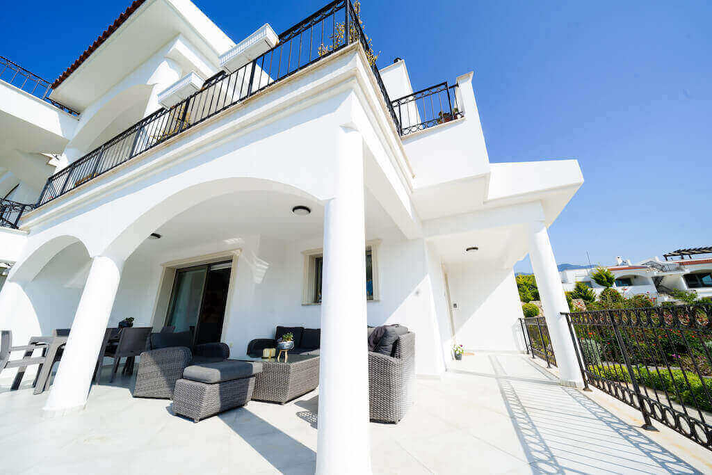 Esentepe Beachfront Luxury Garden Apartment 3 Bed - North Cyprus Property 32