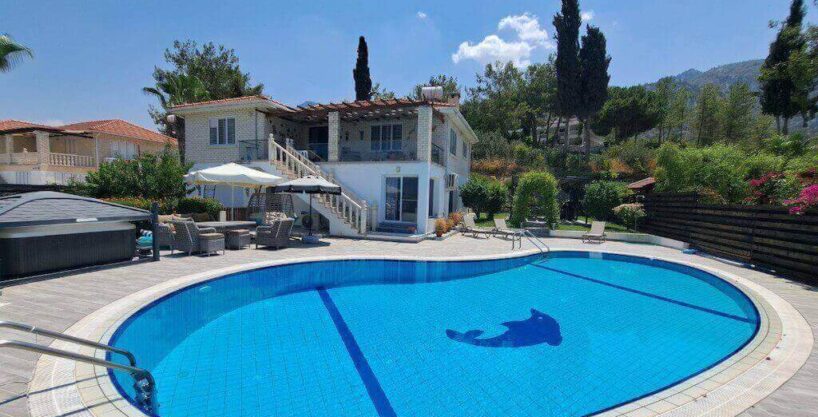 Catalkoy Seaview Villa with Annex 5 Bed