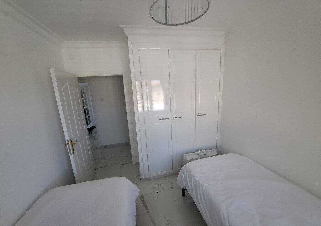 Catalkoy Seaview Villa with Annex 5 Bed - North Cyprus Property U11