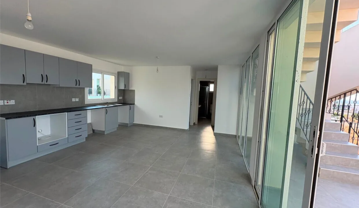 Bahceli Hillside Seaview Penthouse 2 Bed O3