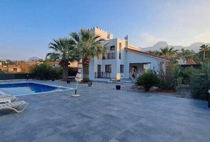 Catalkoy Luxury Seaview Palms Villa 3 Bed - North Cyprus Property 11