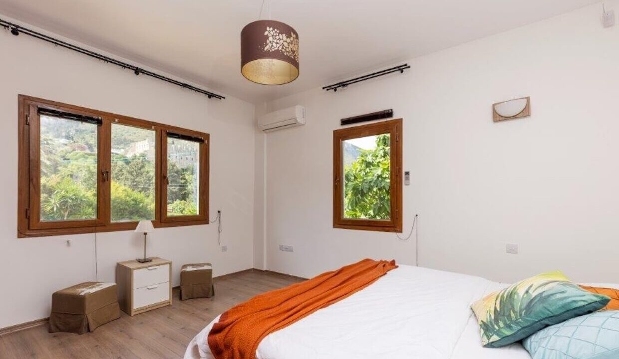 Bellapais Luxury Seaview Villa 4 Bed - North Cyprus Property 4