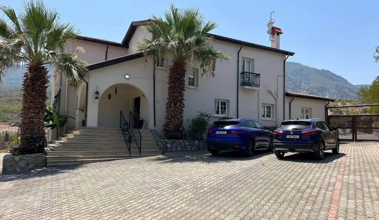 Alsancak Hillside Luxury Residence 5 Bed - North Cyprus Property 1