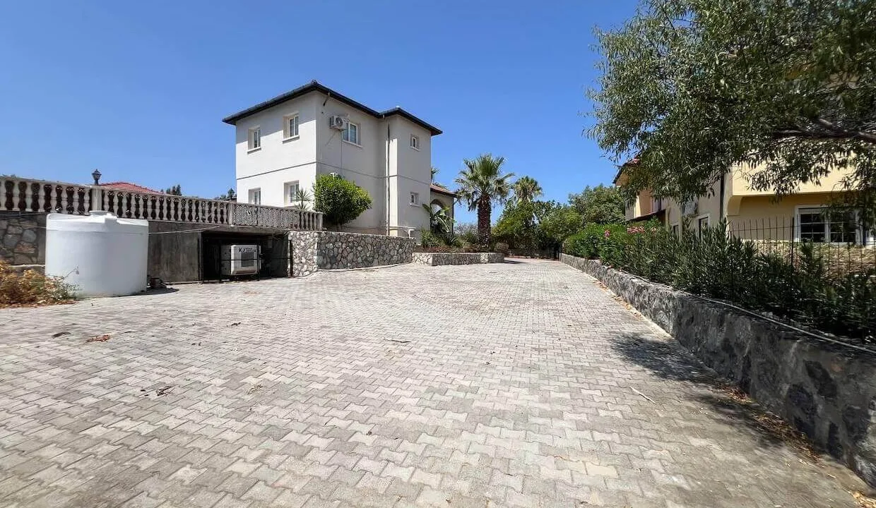Alsancak Hillside Luxury Residence 5 Bed - North Cyprus Property 6