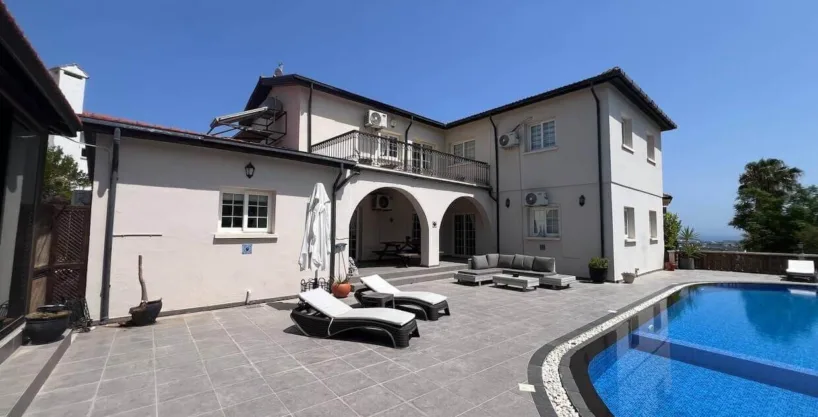 Alsancak Hillside Luxury Residence 5 Bed