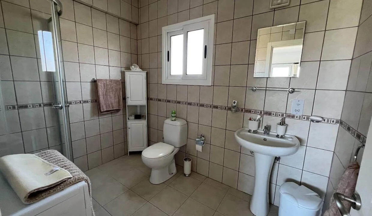 Tatlisu Marina Sea View Apartment 2 Bed - North Cyprus Property 19